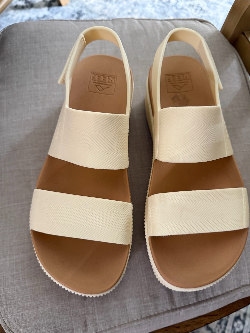 Reef Women's Cream Slingback Sandals